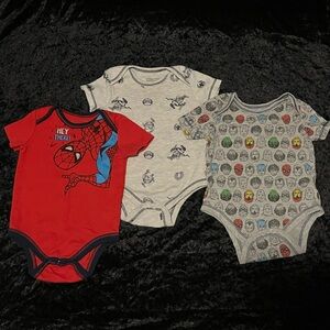 Marvel Baby Onesies Set - Red and Gray